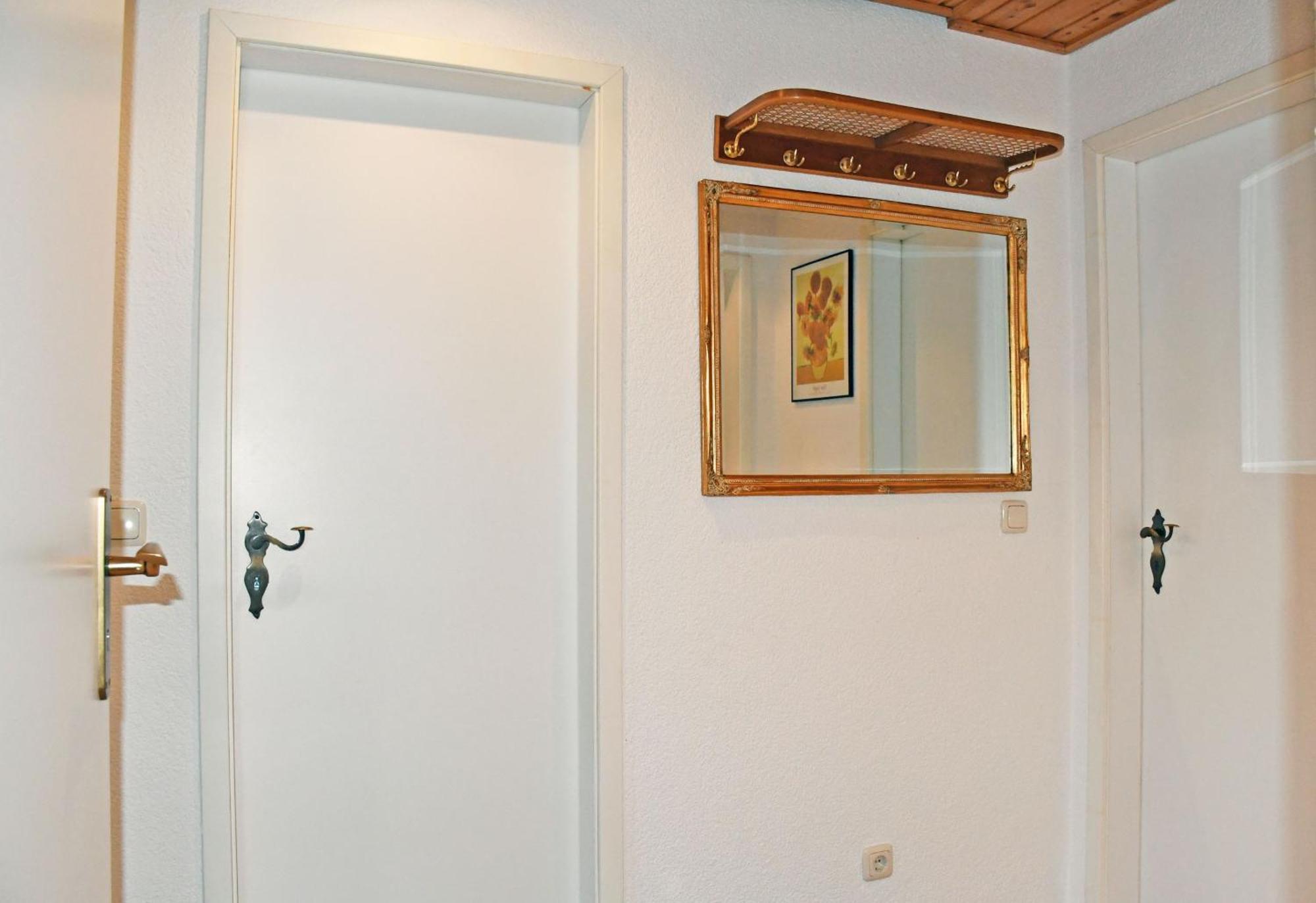 Ferienwohnung Karnitz Im Herzen Von Ruegen Exterior foto